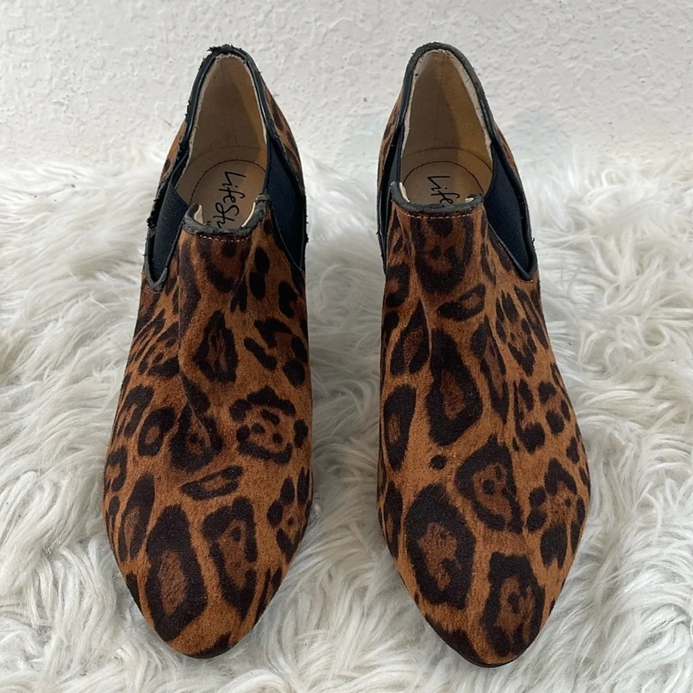 Lifestride Slip-On Booties - Gilmore Leopard Ankle Boot Size 8 New - Picture 2 of 13